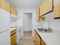 213 8511 ACKROYD ROAD - thumbnail 9