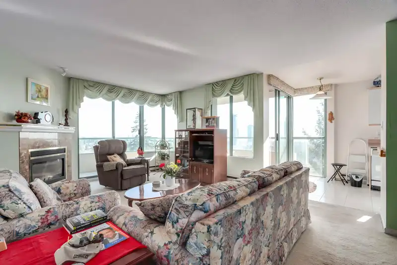 1010 7288 ACORN AVENUE - photo 3 of 24