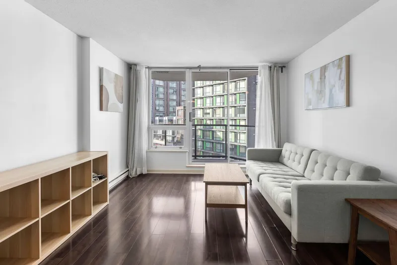 706 1212 HOWE STREET - photo 3 of 25