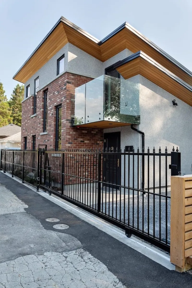 2161 E 20TH AVENUE - photo 2 of 25