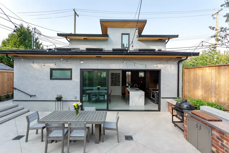 2161 E 20TH AVENUE - photo 3 of 25