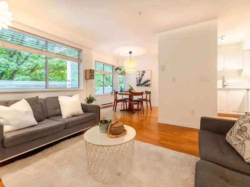 305 1723 FRANCES STREET - photo 2 of 31
