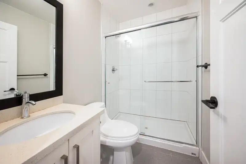 10 16458 23A AVENUE - photo 4 of 24