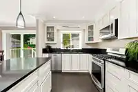 52 34250 HAZELWOOD AVENUE - thumbnail 3
