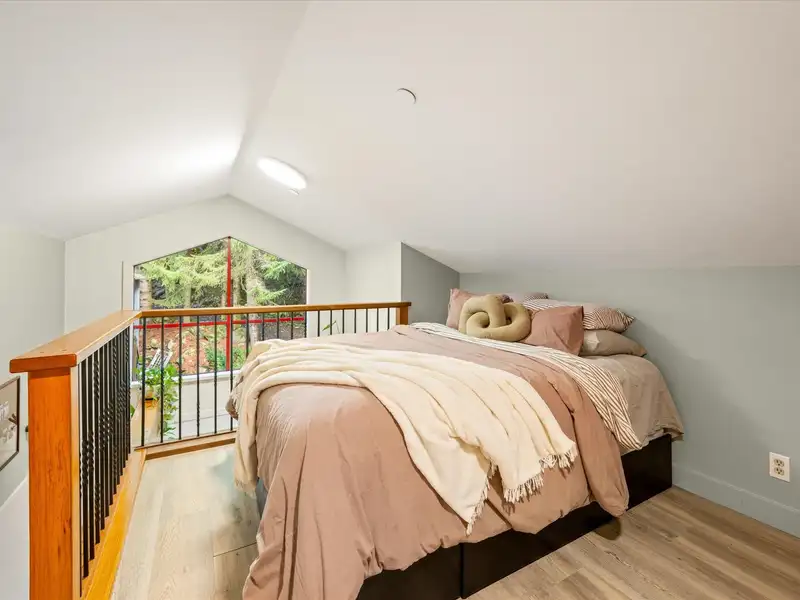 9 2101 WHISTLER ROAD - photo 2 of 14