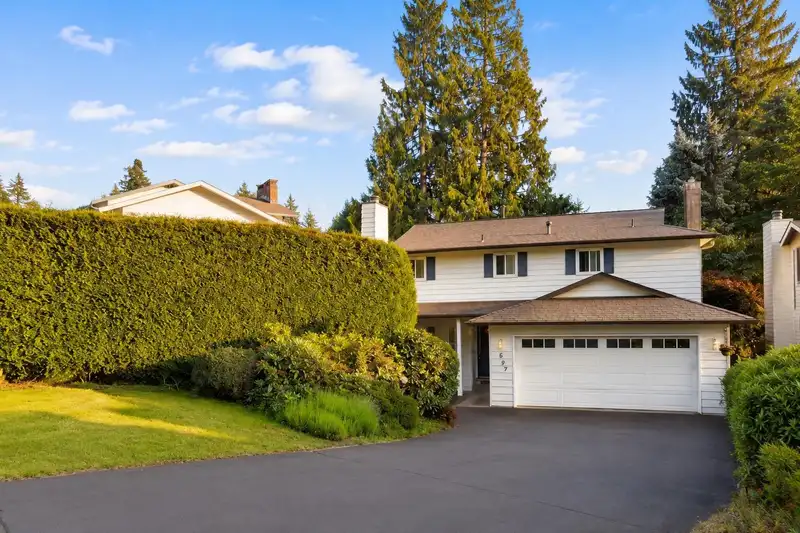 697 E BRAEMAR ROAD - photo 1 of 33