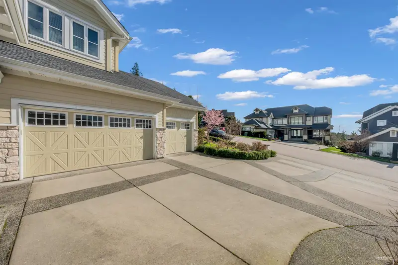 15 HERITAGE PEAK ROAD - photo 3 of 25