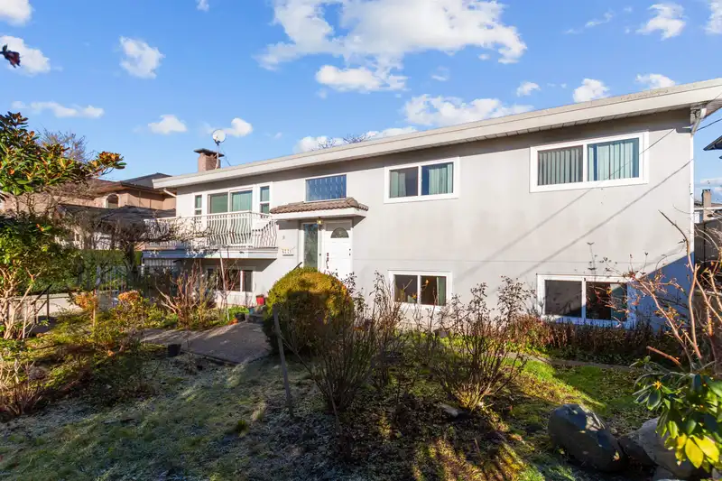 6771 WINCH STREET - photo 1 of 30