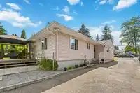 2304 MOULDSTADE ROAD - thumbnail 24