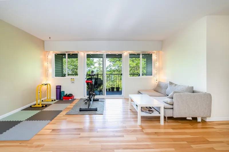 1948 HIGHVIEW PLACE - photo 4 of 22