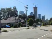 10564 137A STREET - thumbnail 4