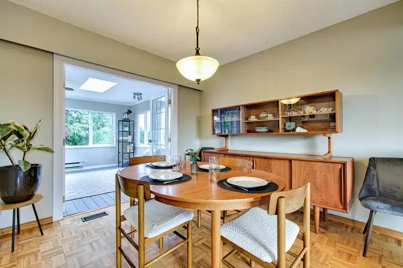 18855 120 AVENUE - photo 4 of 30