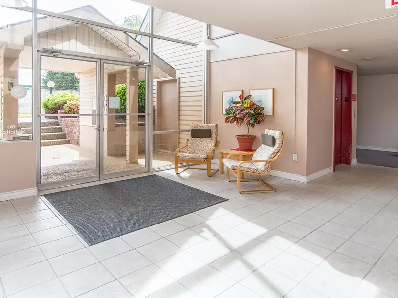 312 11816 88 AVENUE - photo 3 of 25