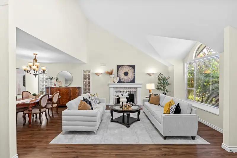 12051 IMPERIAL DRIVE - photo 3 of 37