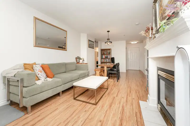 401 12207 224 STREET - photo 2 of 25