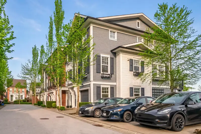 35 7348 192A STREET - photo 1 of 40