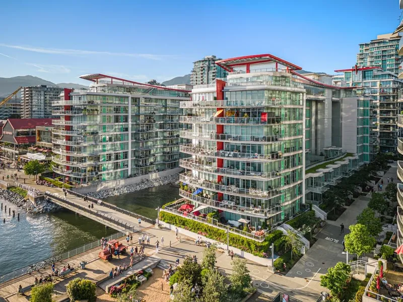 204 175 VICTORY SHIP WAY - photo 1 of 25