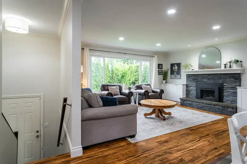 26677 29 AVENUE - photo 3 of 40