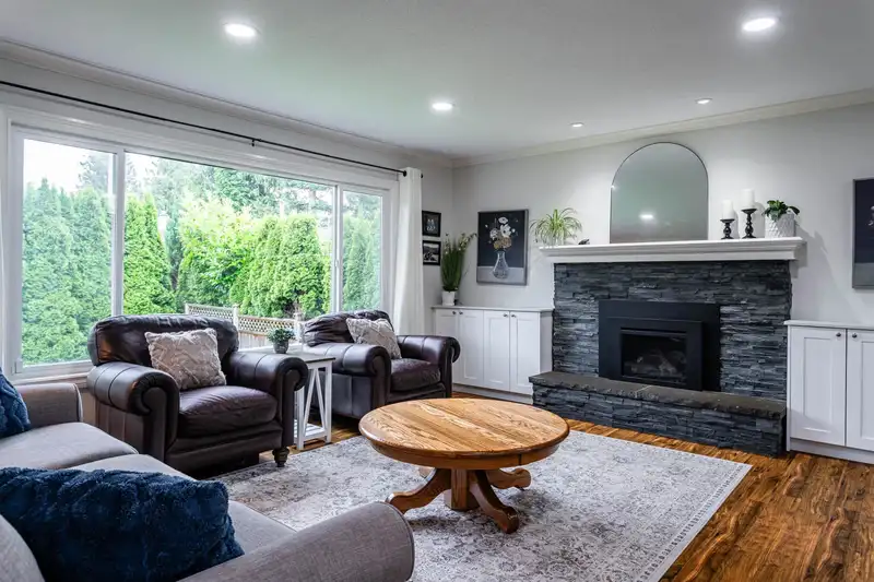 26677 29 AVENUE - photo 4 of 40