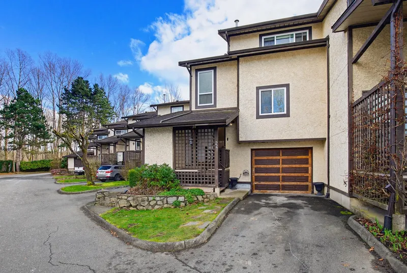 24 33361 WREN CRESCENT - photo 2 of 25