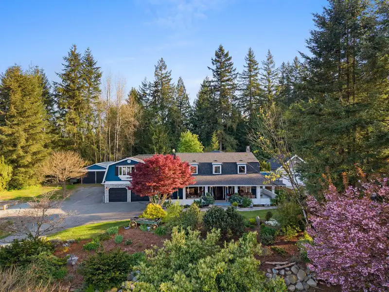 24244 60 AVENUE - photo 2 of 40