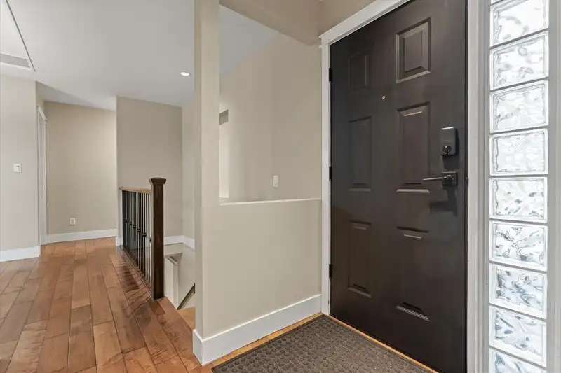34282 CEDAR AVENUE - photo 3 of 39
