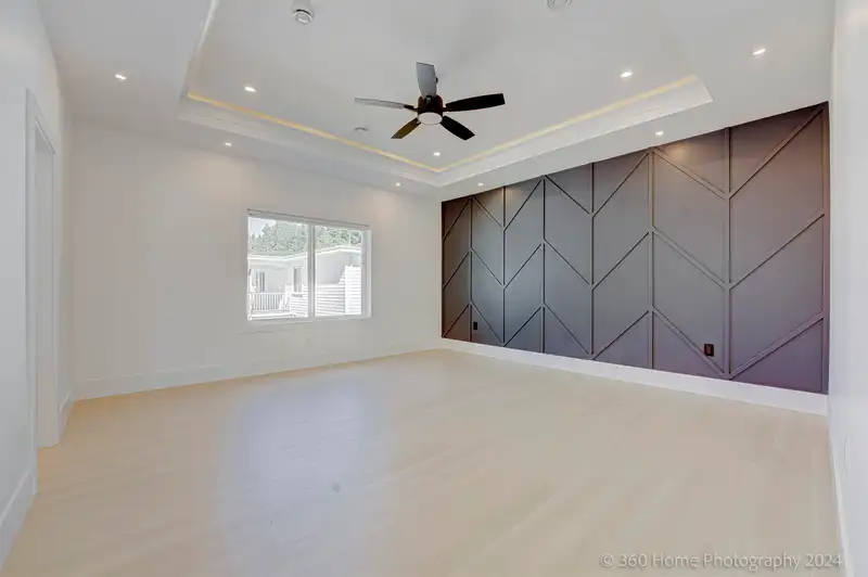 2719 202 STREET - photo 2 of 28