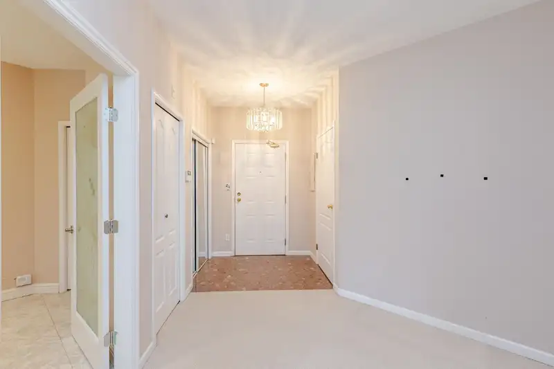 202 4753 W RIVER ROAD - photo 3 of 40
