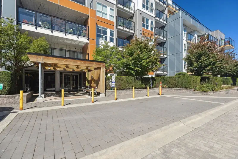 609 10177 RIVER DRIVE - photo 3 of 25