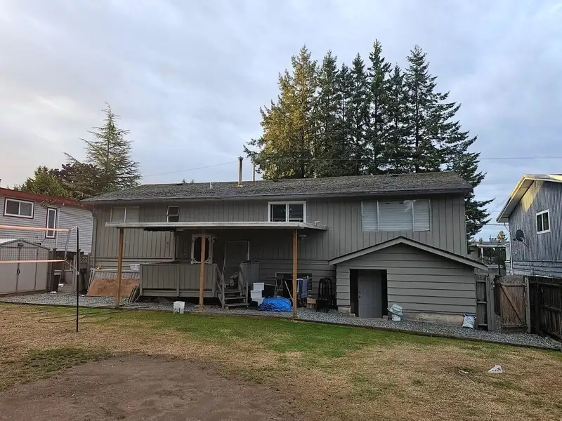 11721 79A AVENUE - photo 2 of 5