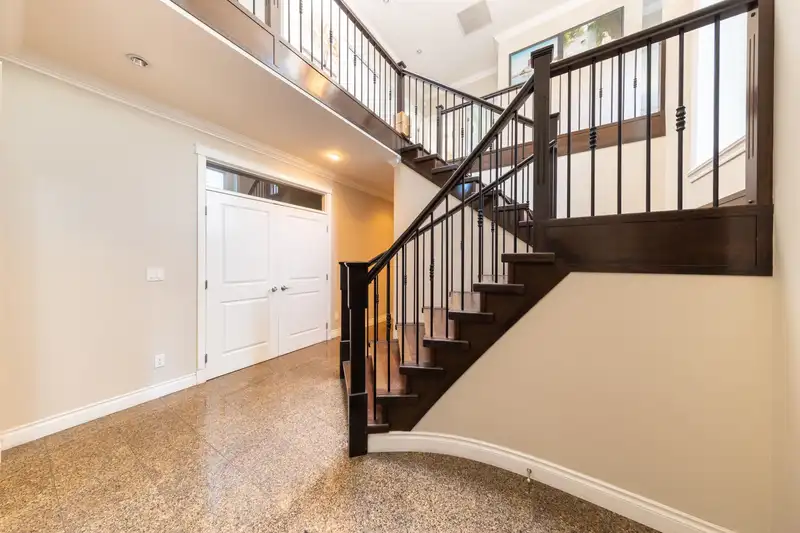 6140 FRANCIS ROAD - photo 2 of 25