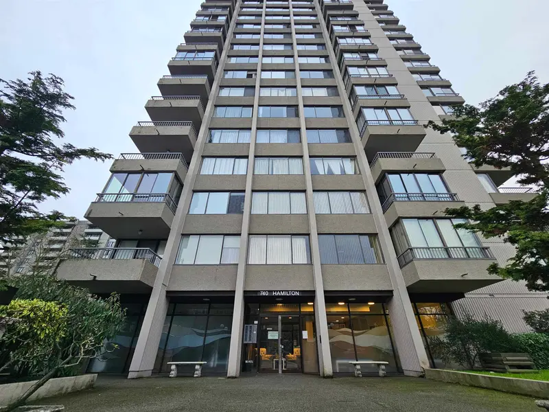 501 740 HAMILTON STREET - photo 3 of 18