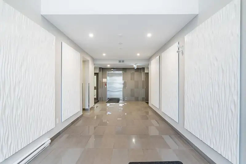 506 15436 31 AVENUE - photo 4 of 30
