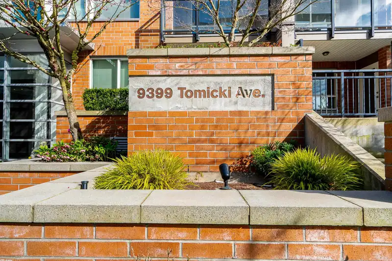 102 9399 TOMICKI AVENUE - photo 2 of 29
