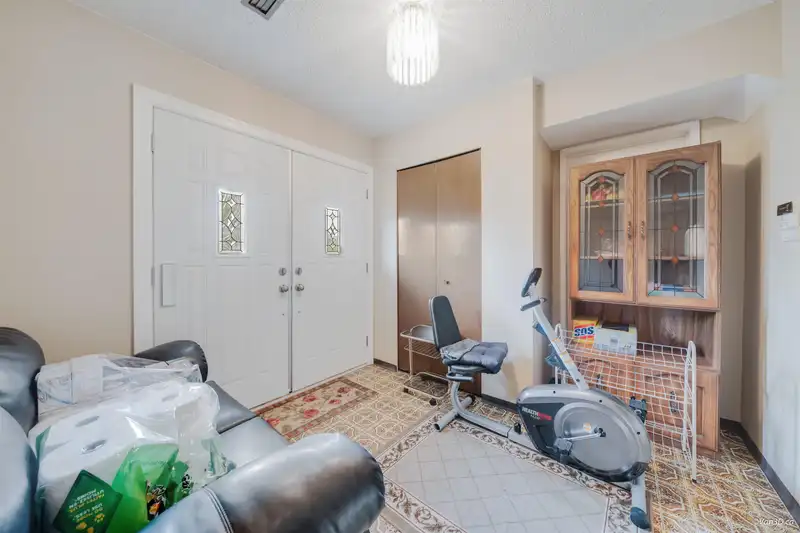 361 E 61ST AVENUE - photo 4 of 31