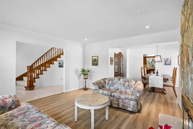 12201 67A AVENUE - photo 2 of 35