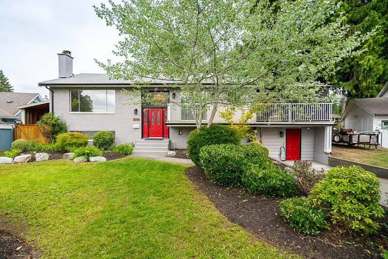 4580 UPLANDS DRIVE - photo 3 of 40