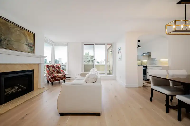 801 1935 HARO STREET - photo 2 of 40