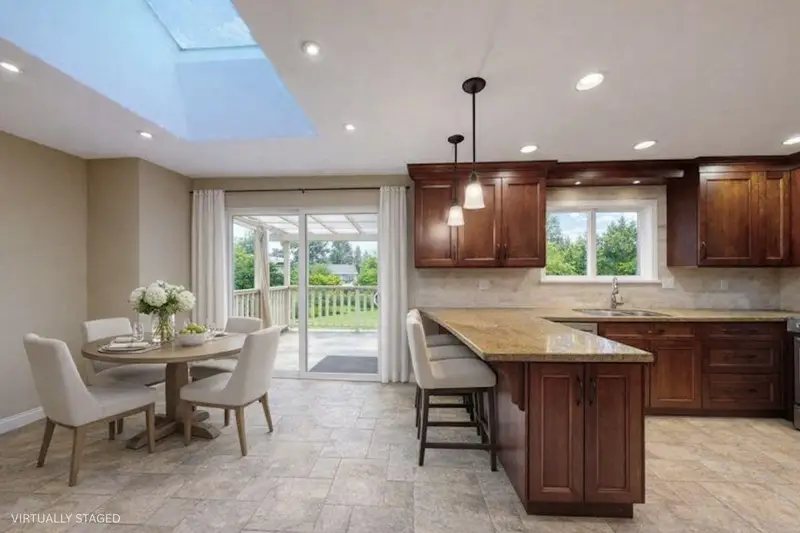 1550 KENT STREET - photo 4 of 21