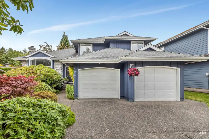 12411 OCEAN BREEZE PLACE - photo 1 of 39