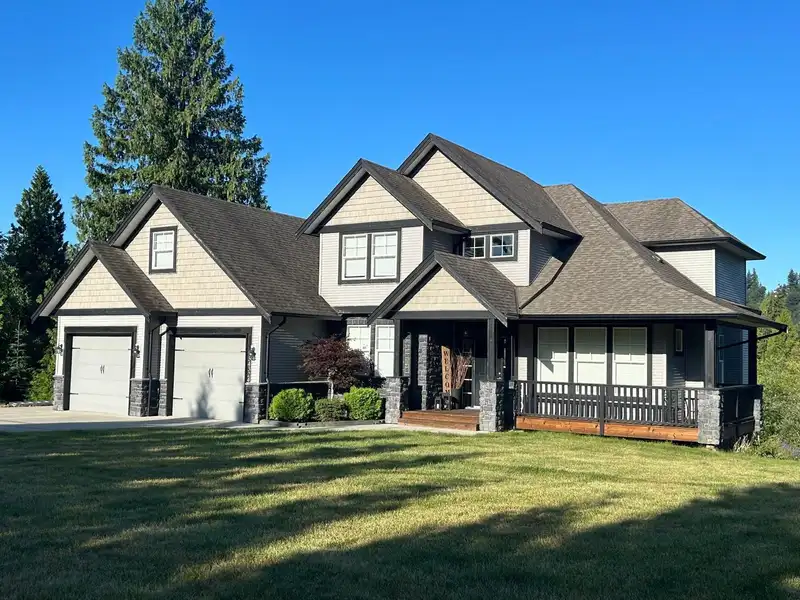34324 WHITE AVENUE - photo 1 of 40