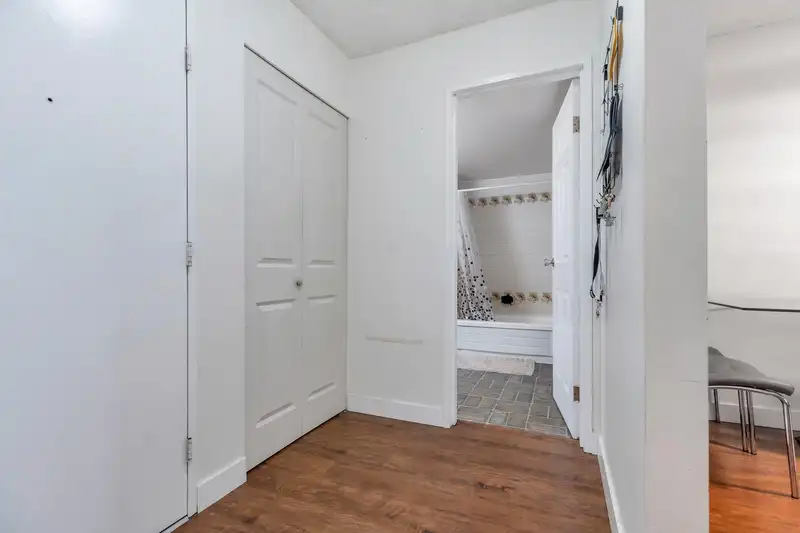 102 5224 204 STREET - photo 1 of 27