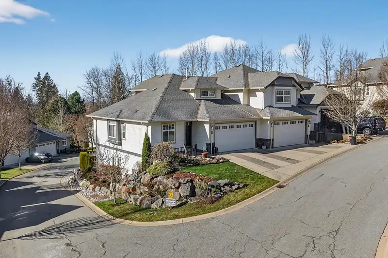 16 36260 MCKEE ROAD - photo 2 of 40