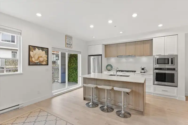 29 2958 159 STREET - photo 2 of 39