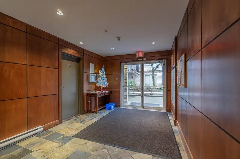 101 14877 100 AVENUE - photo 3 of 37