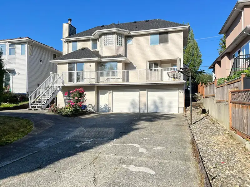 1556 CLIFF AVENUE - photo 2 of 15