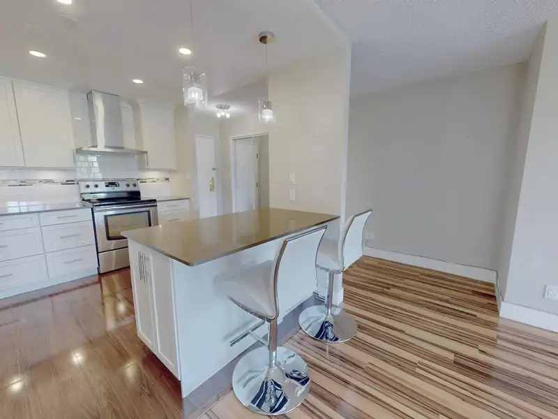 405 1442 FOSTER STREET - photo 3 of 15