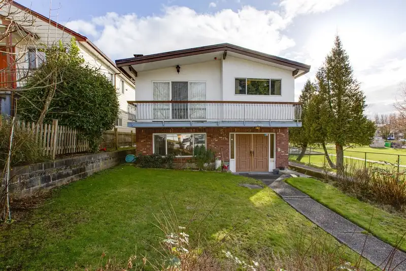 3080 TURNER STREET - photo 1 of 38