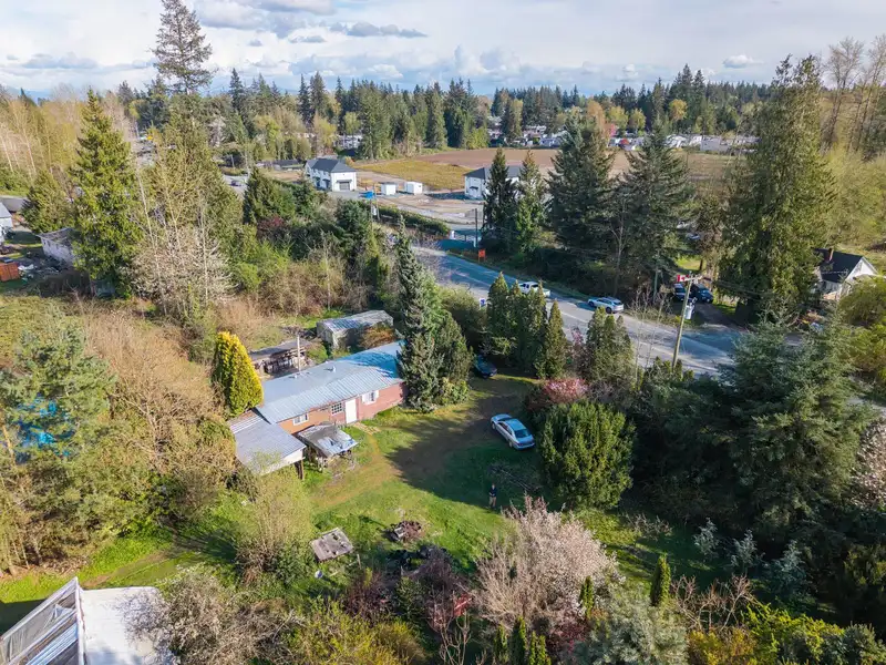 24183 FRASER HIGHWAY - photo 4 of 11