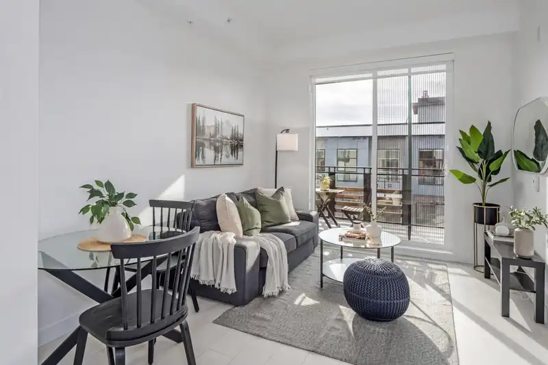 615 13439 94A AVENUE - photo 1 of 25